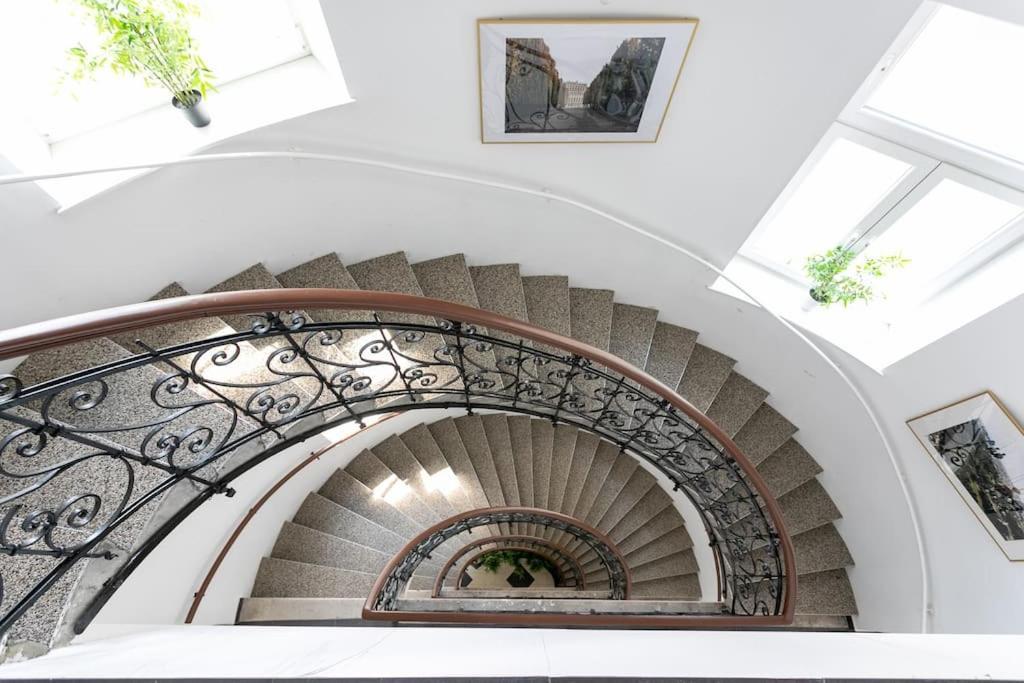 Stilvolle Urbane Auszeit L Lf19 Apartment Wina Bagian luar foto