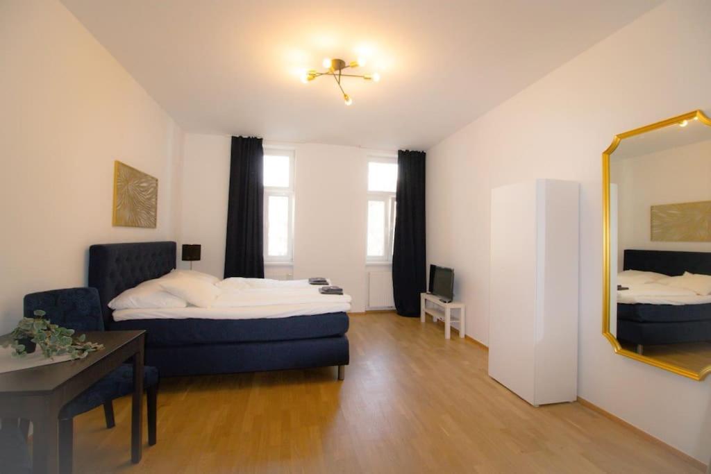 Stilvolle Urbane Auszeit L Lf19 Apartment Wina Bagian luar foto